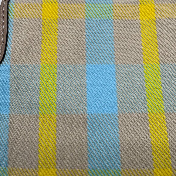 Coach Corner Zip Wristlet Bag In Bright Maize Multi Color Print- Designer - NWT - Picture 11 of 11